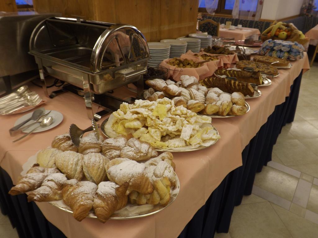 Hotel St. Raphael Madonna di Campiglio Ngoại thất bức ảnh