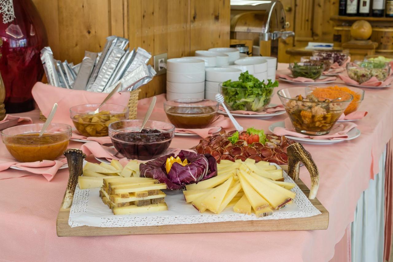 Hotel St. Raphael Madonna di Campiglio Ngoại thất bức ảnh