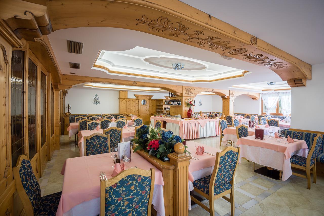 Hotel St. Raphael Madonna di Campiglio Ngoại thất bức ảnh