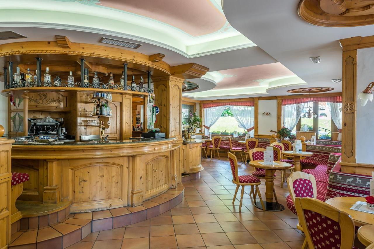 Hotel St. Raphael Madonna di Campiglio Ngoại thất bức ảnh